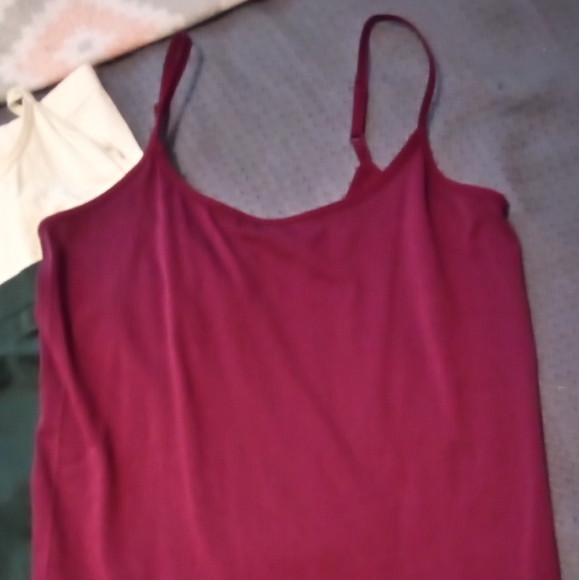 Bundle of 4 APT. 9 tank tops - Picture 2 of 8